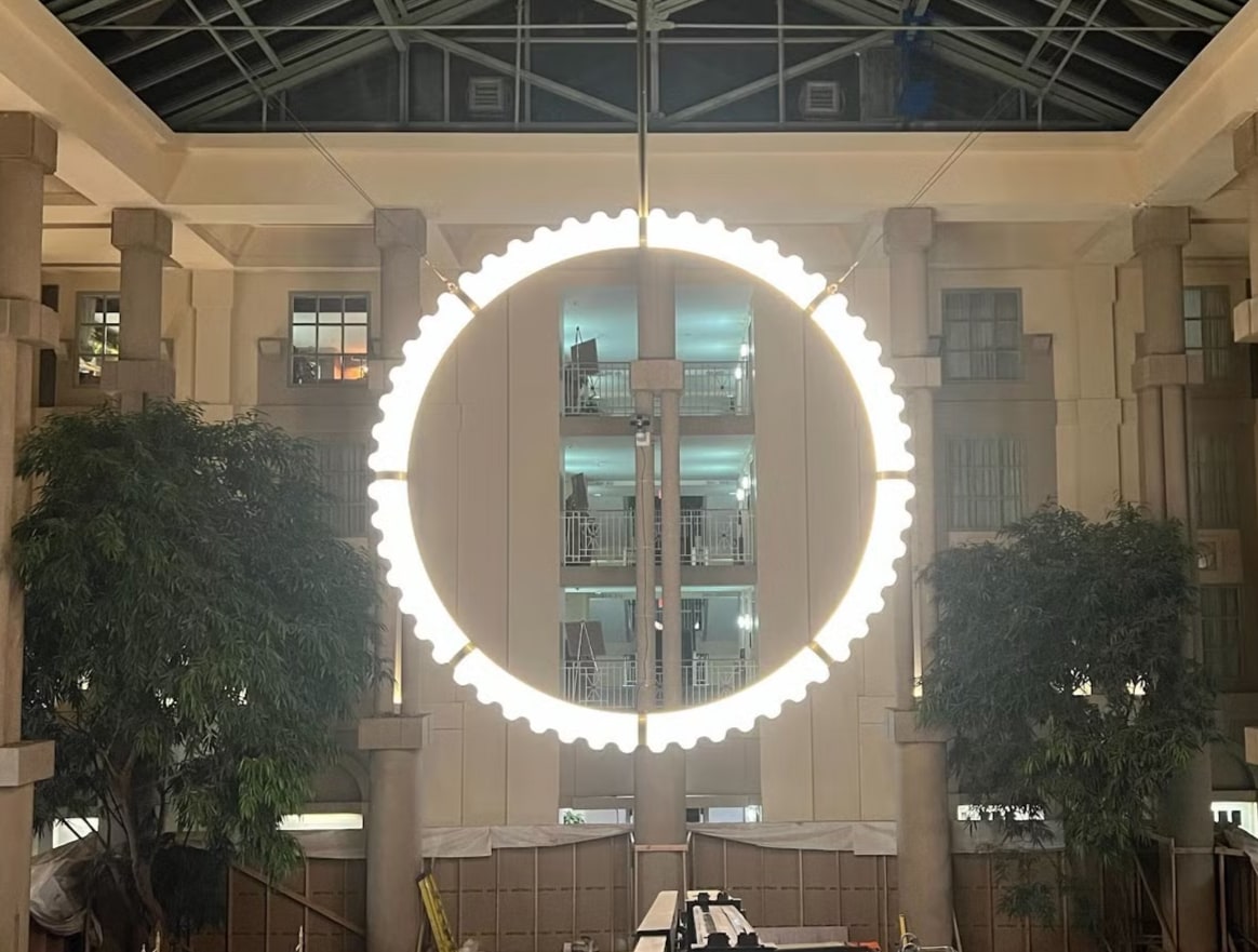 Hyatt Lamp